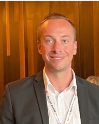 Geschäftsführer<br>
<a href="mailto:geschaeftsfuehrer@gsv-finnentrop.de">EMail</a>
<br>
Tel. (mobil)<p> 01 51 / 26 46 45 40 Geschäftsführer des GSV Finnentrop e.V. Marius Hilleke